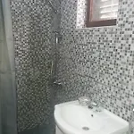 Rose Ann Apartment *