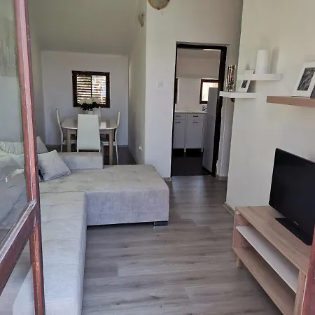 Rose Ann * Rogoznica (Sibenik-Knin)