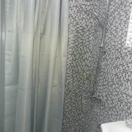 Rose Ann * Rogoznica (Sibenik-Knin)