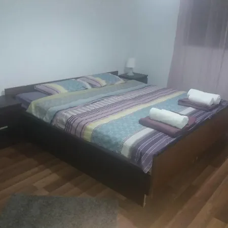Rose Ann Apartment