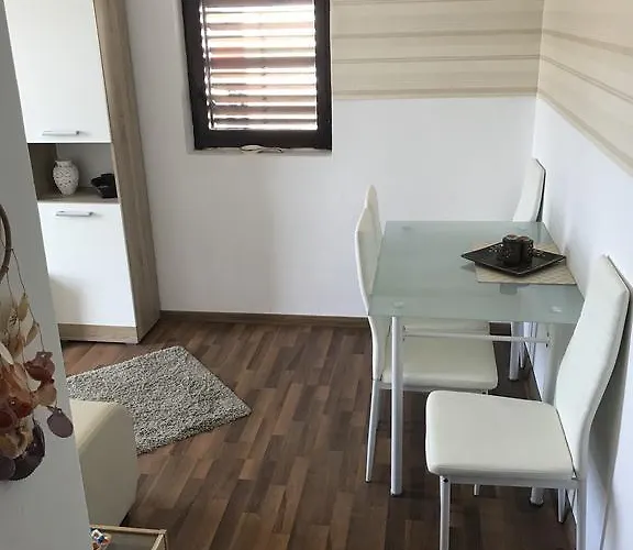 Rose Ann Rogoznica (Sibenik-Knin)